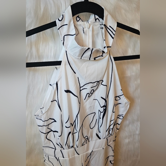 Shein Elegant White and Black Patterned Jumpsuit (NWOT) - Picture 2 of 8